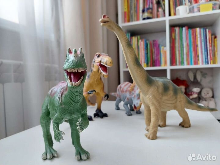 Коллекция динозавров