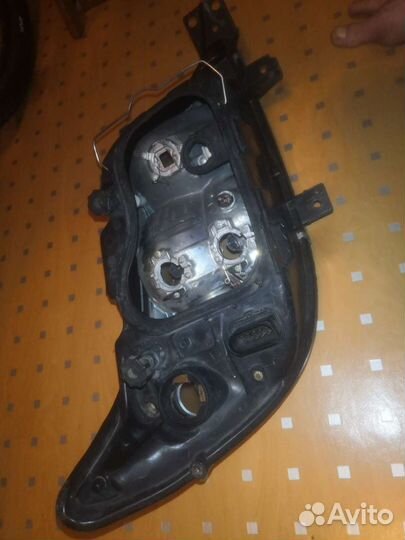 Фара передняя(лев.) на Mercedes Sprinter
