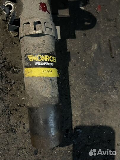 Стойки передние skoda fabia 2