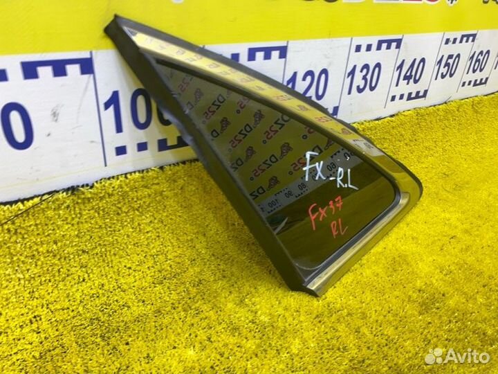 Стекло собачника заднее левое Infiniti 145516