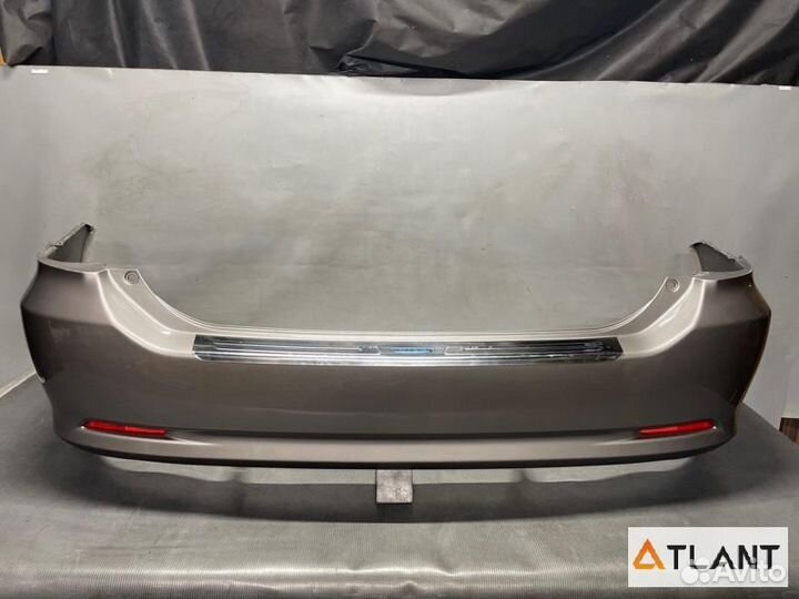 Бампер задний toyota wish