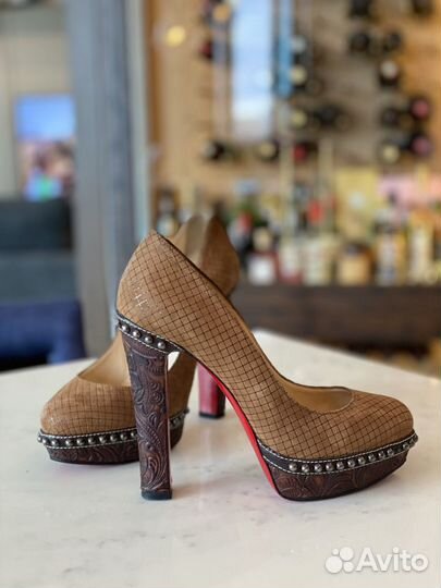 Туфли Christian Louboutin