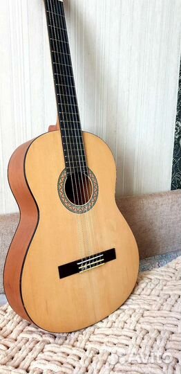 Гитара yamaha C40M