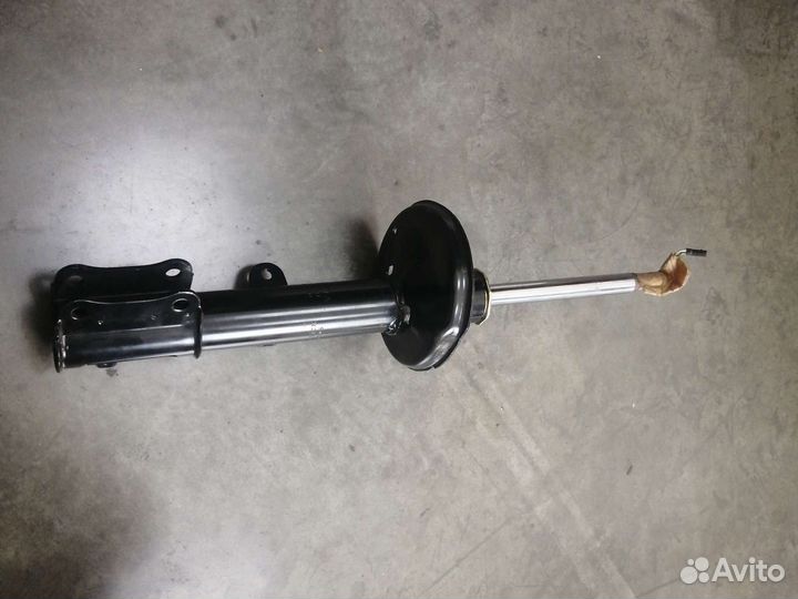 Амортизаторы toyota 48530-12490