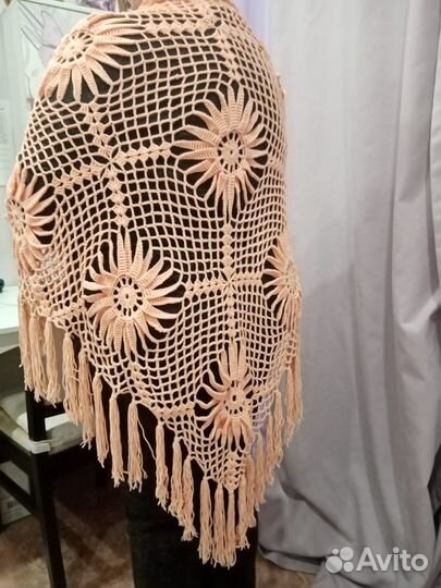 Красивая шаль