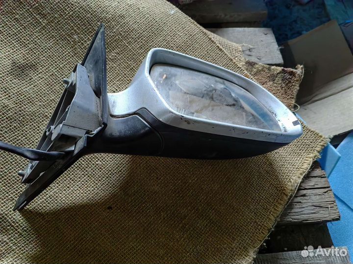 Боковое зеркало Audi A6 C6