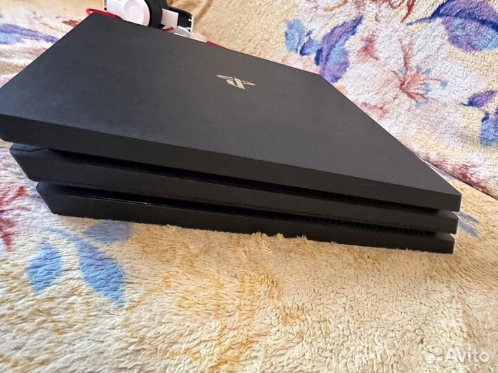 Sony playstation 4 PS4 pro 1tb с играми