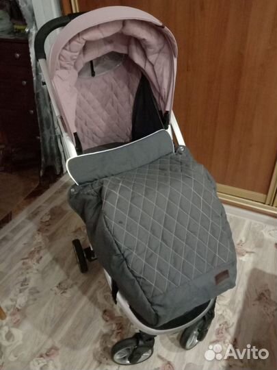 Прогулочная коляска Carrello Gloria