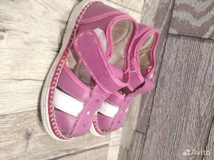 Сандали для девочки