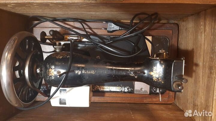 Швейная машинка зингер singer