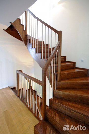 Ступени для лестниц и другие комплектующие К