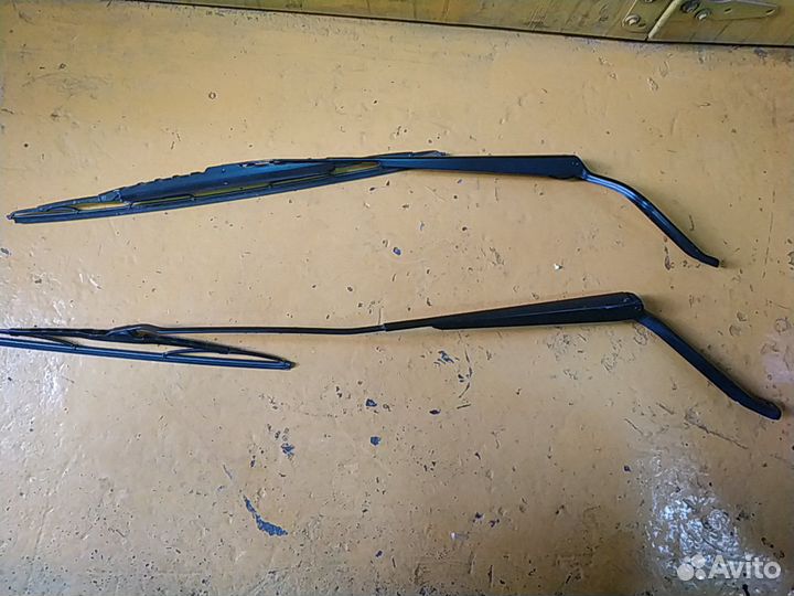 Поводок стеклоочистителя форд фьюжен 2006г.в