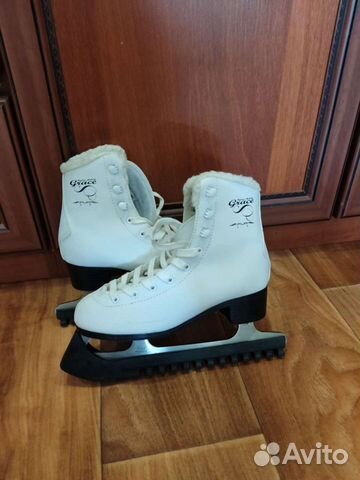 Коньки на девочку фигурные