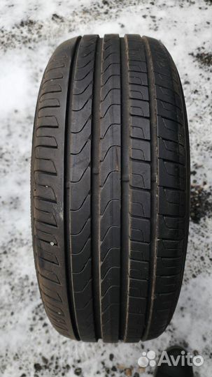 Pirelli Cinturato P7 215/55 R17 98V