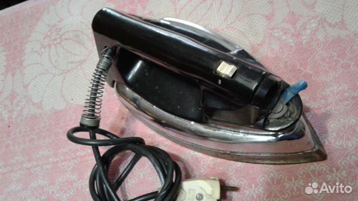 Рабочий утюг Б/У - СССР