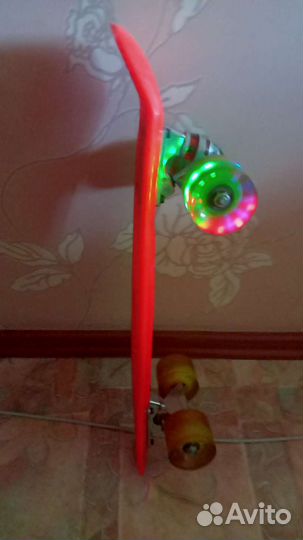 Пенни борд светящийся