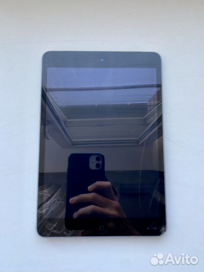 Планшет iPad Mini 2