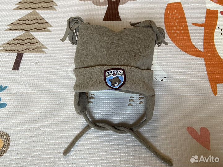 Флисовая шапка 48 см с ушами и завязками