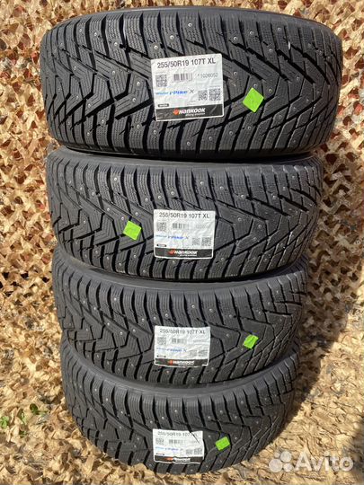 Hankook Winter i'Pike X W429A 255/50 R19 107T