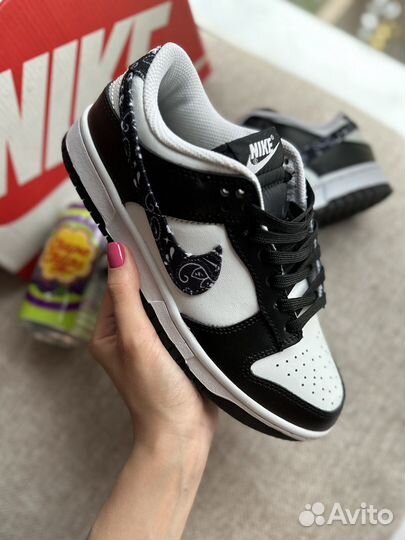 Кроссовки Nike Dunk low 'Black Paisley'