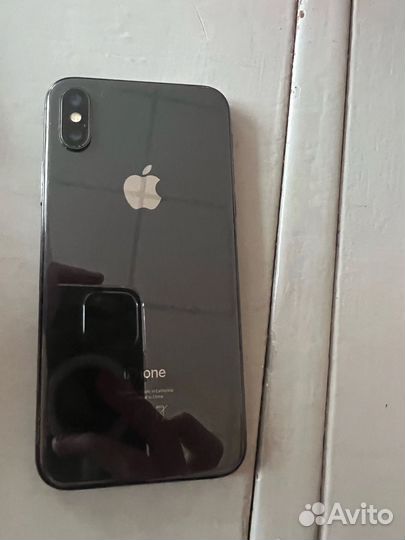 iPhone X, 64 ГБ