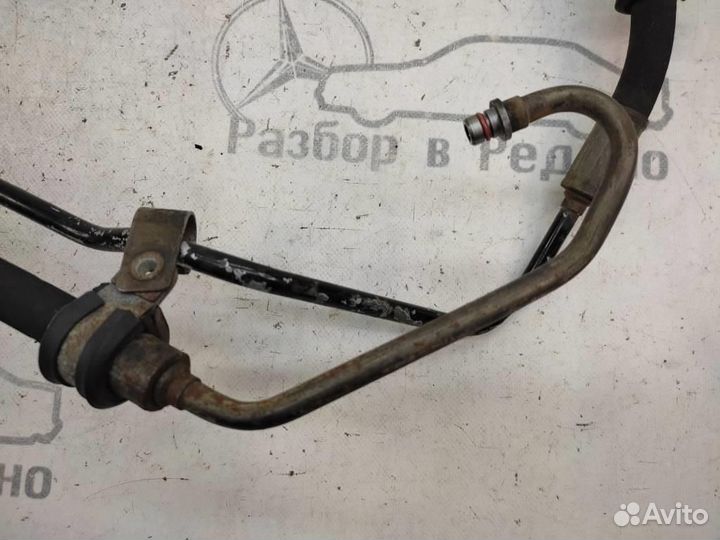 Трубка гура W639 V-class Vito 646.982