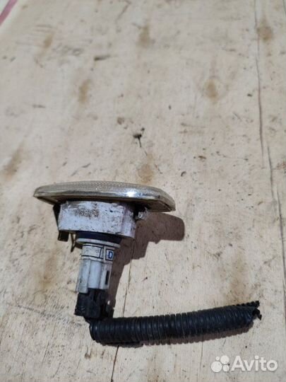 Повторитель поворота в крыло Chevrolet Lacetti