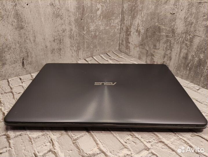 Игровой ноут с intel 8 пок/Nvidia 2GB/1TB HDD/SSD