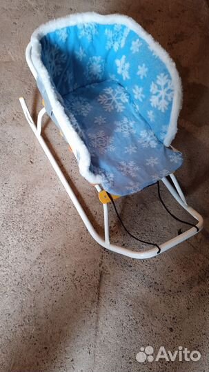 Детские санки с накидкой