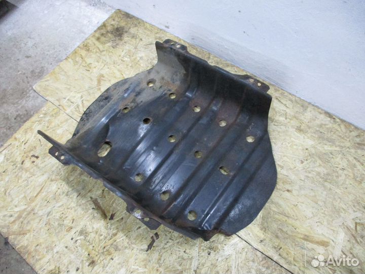 Защита бензобака Ниссан Патрол Y61