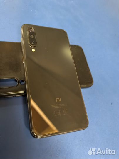 Xiaomi Mi 9 SE, 6/64 ГБ