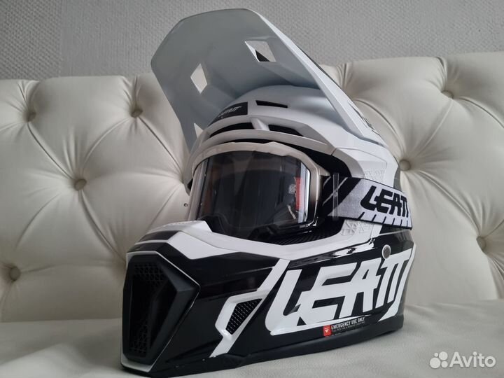 Мотошлем Leatt 7.5 V23 Helmet Kit 2023 White/Black