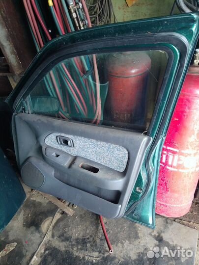 Двери правые для ниссан альмера n15