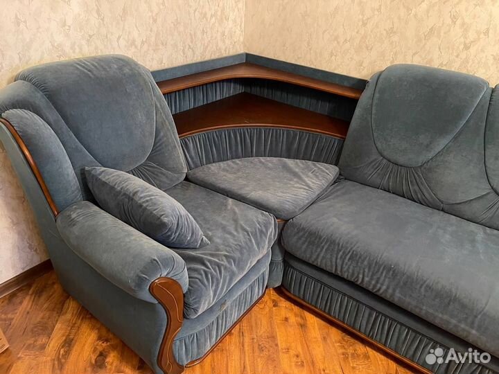 Угловой диван