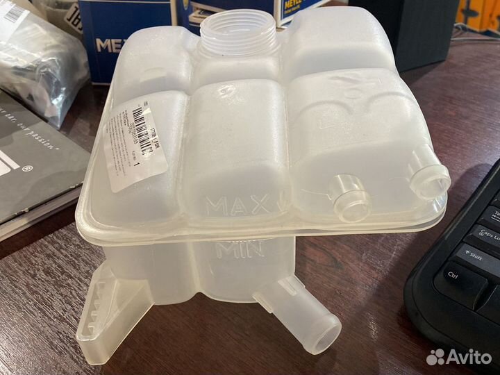 Бачок расширительный Ford Focus 3