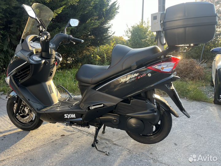 SYM joyride 200i evo