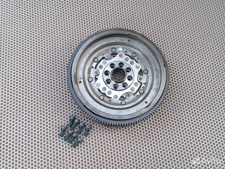 Маховик DQ500 06J105266AQ в идеале