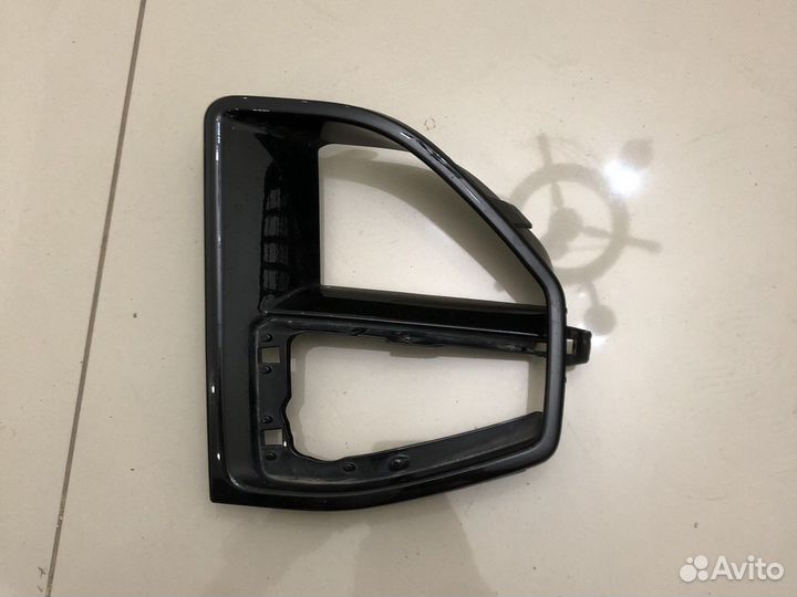 Накладка переднего бампера правый BMW X5 G05