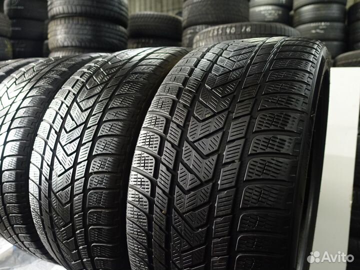Pirelli Scorpion Winter 325/35 R22