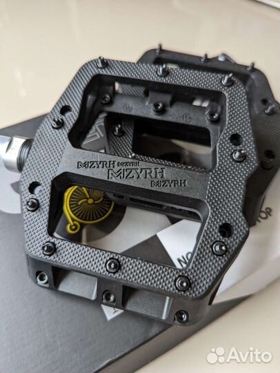 Педали для велосипеда