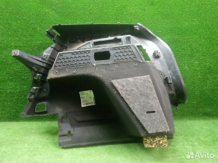 Обшивка багажника задняя левая Volkswagen Tiguan 2