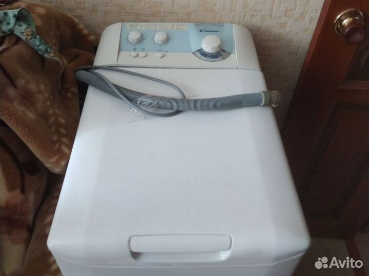 Стиральная машина с вертикальной загрузкой