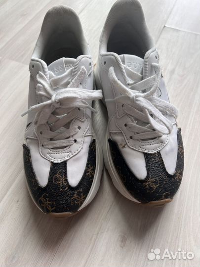 Кроссовки guess 37