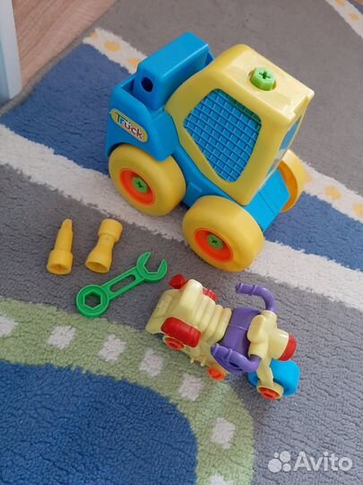 Трактор-конструктор и мотоцикл-конструктор