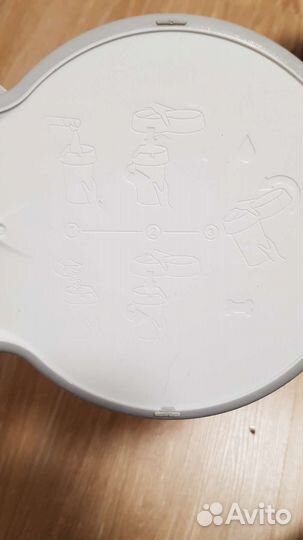 Поилка-кормушка для кошек и собак