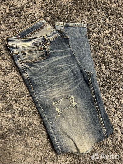 Джинсы