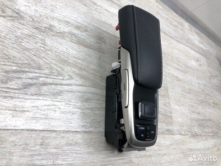 Многофункциональный джойстик правый Lexus