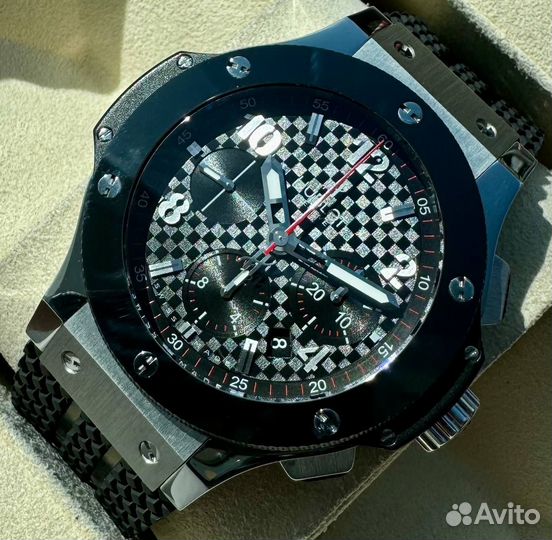 Швейцарские часы Hublot Big Bang 44mm Chronograph