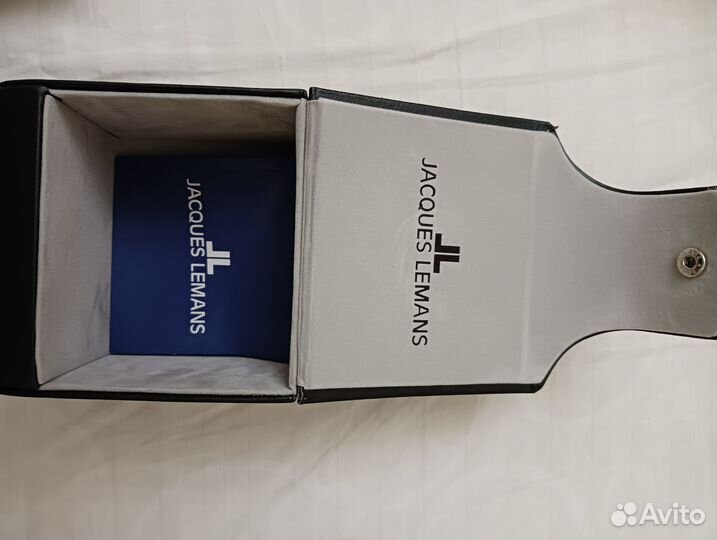 Мужские кварцевые часы