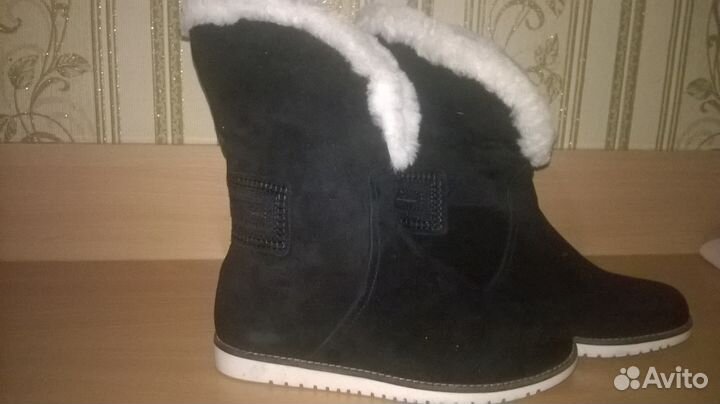 Продаются сапоги